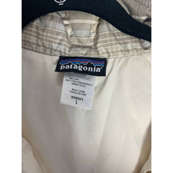 Patagonia Women's Plaid Goosedown Puffer Vest size large - Picture 2 of 4